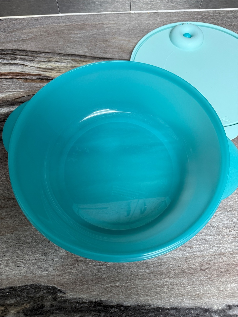 Tupperware Crystalwave Container - Picture 4 of 6